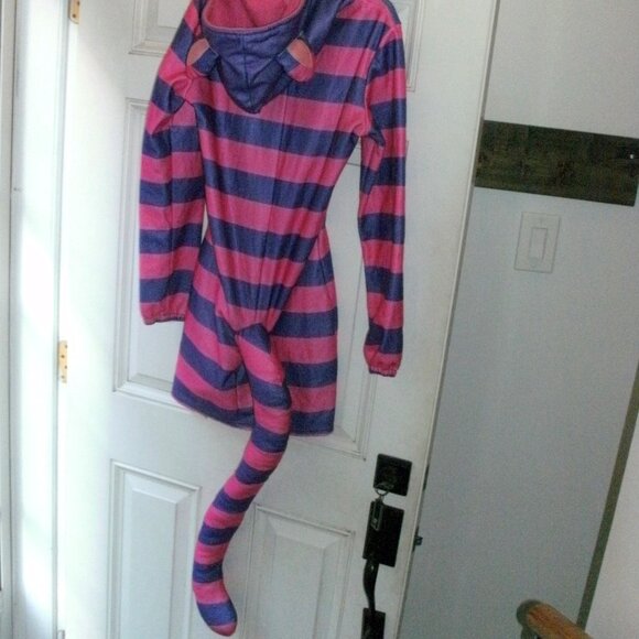 Cheshire Cat Alice in Wonderland Halloween onesie super warm and comfy! - Picture 3 of 5